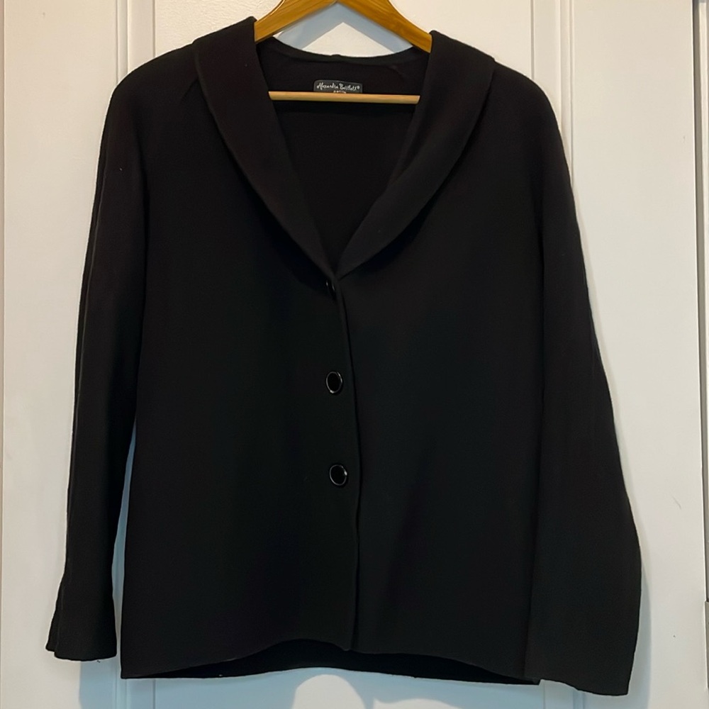 Black 100% wool coat with buttons